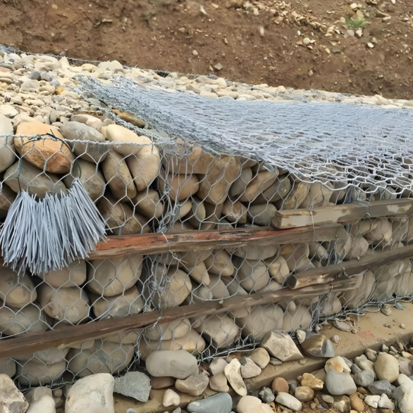 Blog công ty mới nhất về Máy làm lưới đá Gabion hỗ trợ điều tiết sông ngòi và phủ xanh mái dốc sinh thái
