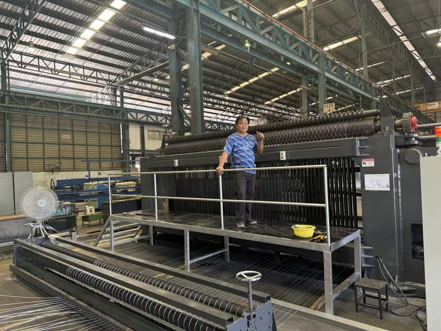 Blog công ty mới nhất về How to Reduce Downtime When Changing Gabion Mesh Sizes and Wire Specifications