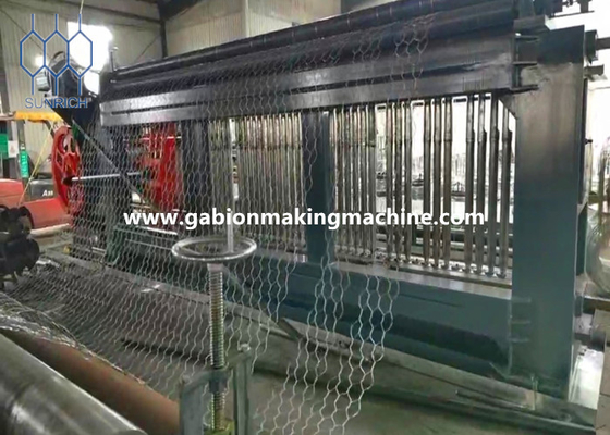 Máy Gabion có độ dài xoắn có thể điều chỉnh với hệ thống điều khiển PLC động cơ tự động